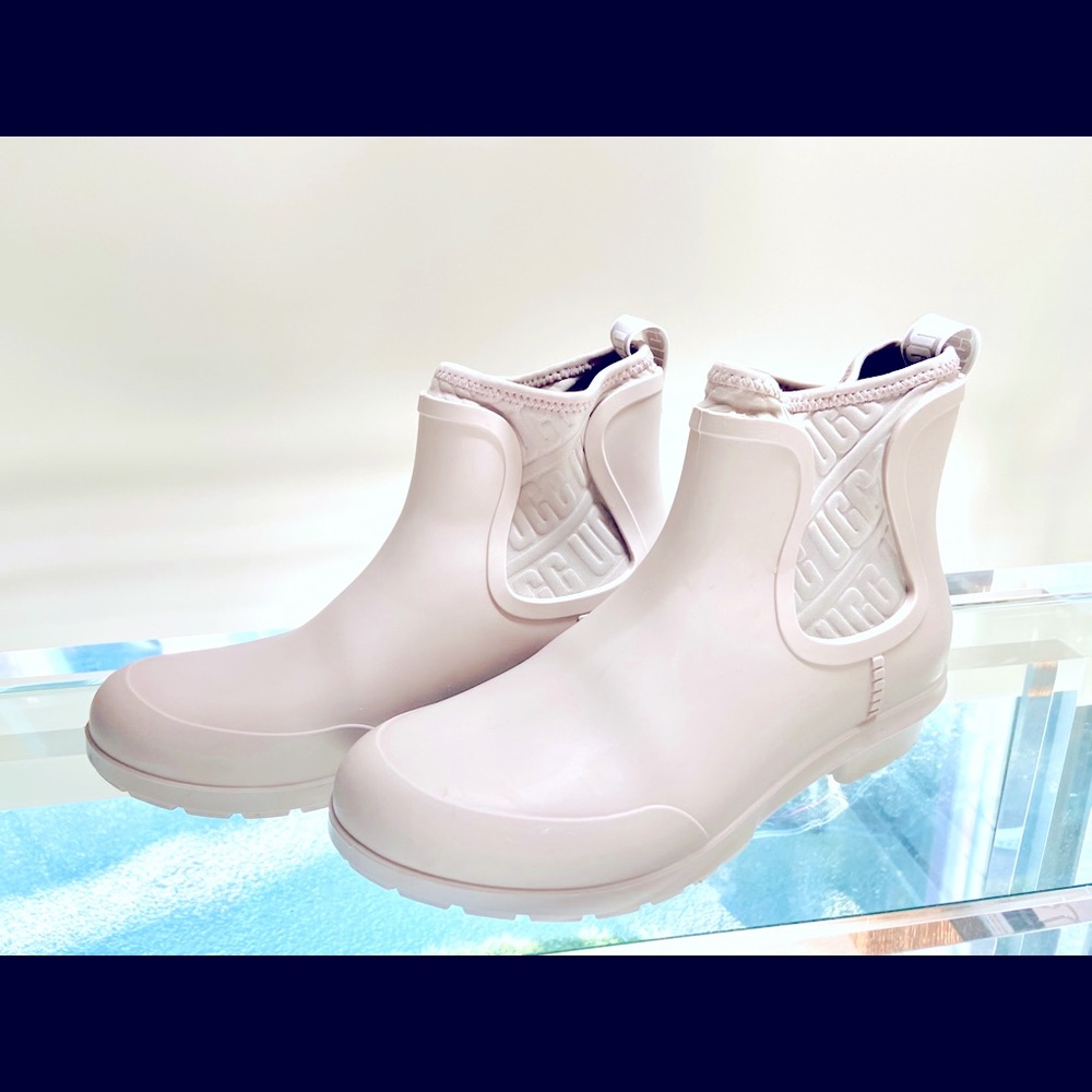 Women’s Ugg Rainboots